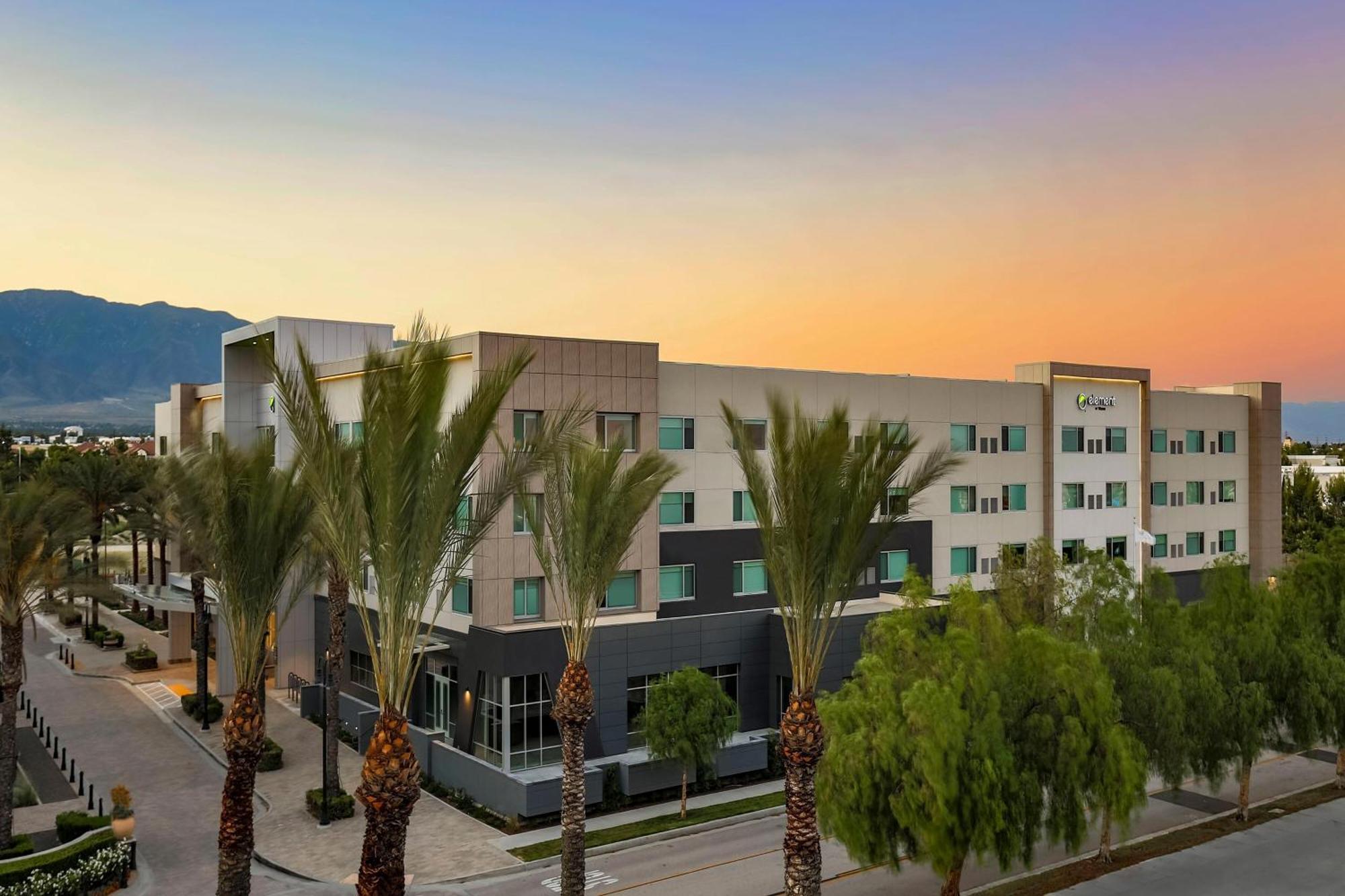 Отель Element Ontario Rancho Cucamonga Экстерьер фото