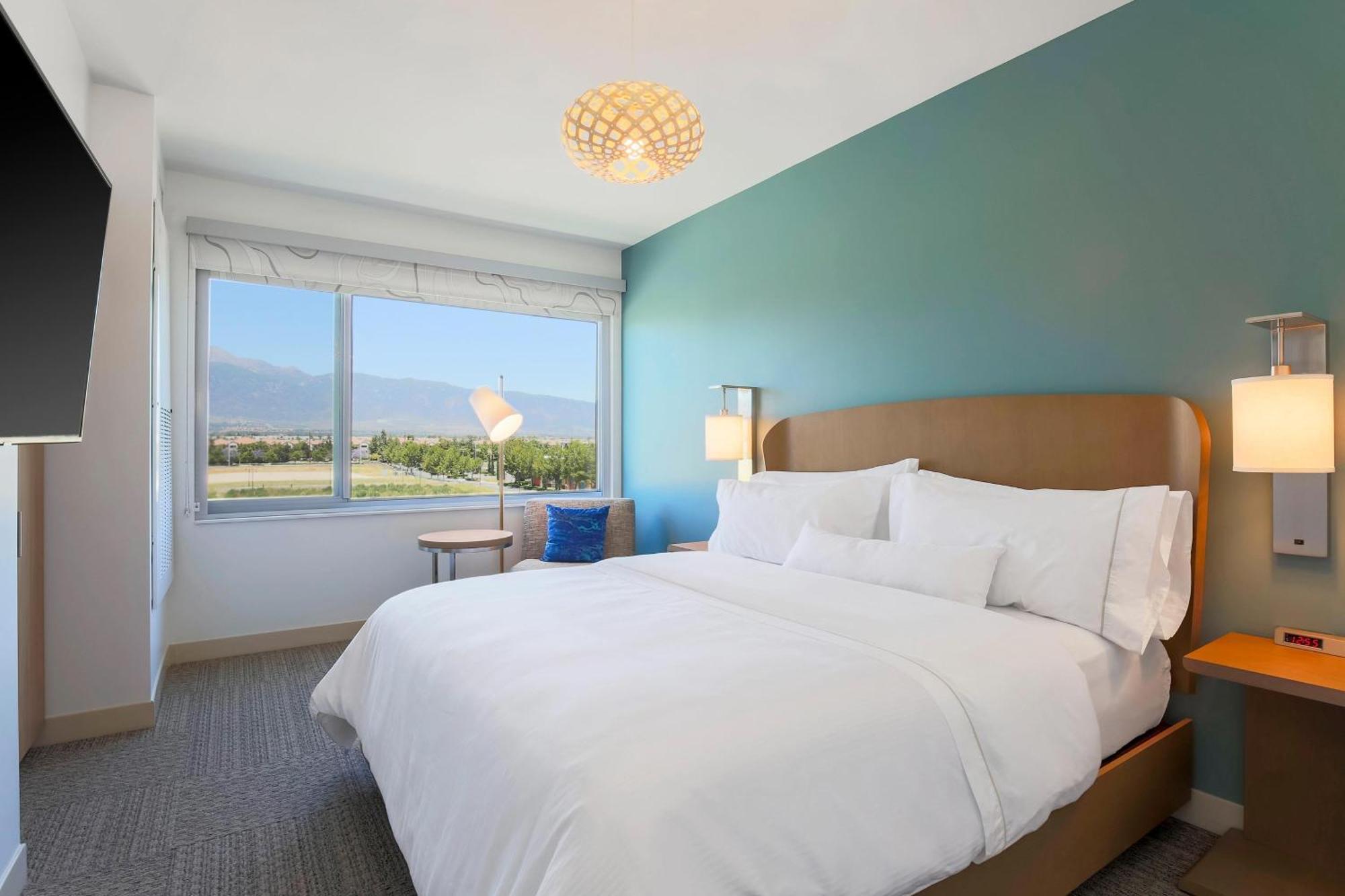Отель Element Ontario Rancho Cucamonga Экстерьер фото