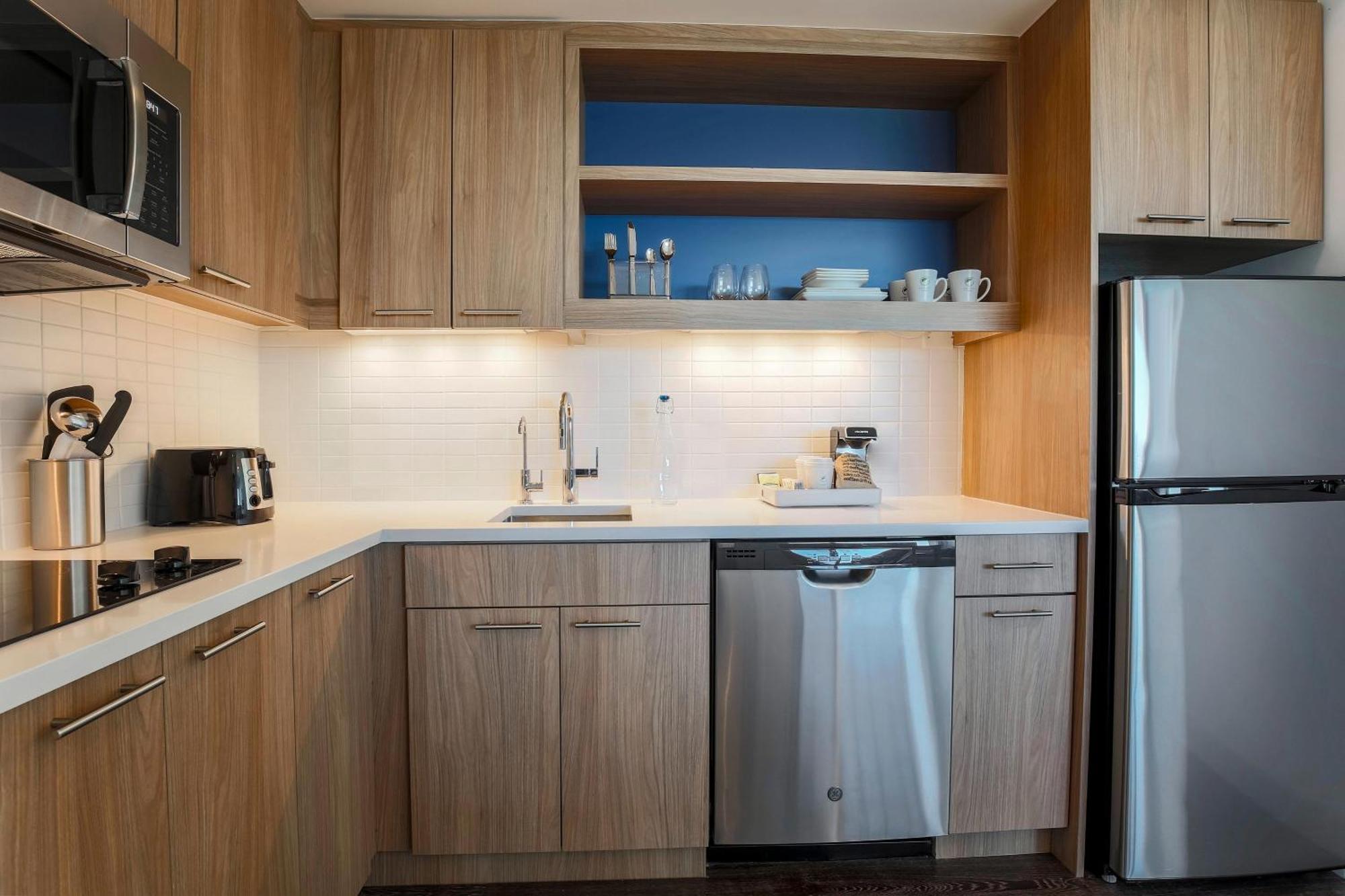 Отель Element Ontario Rancho Cucamonga Экстерьер фото