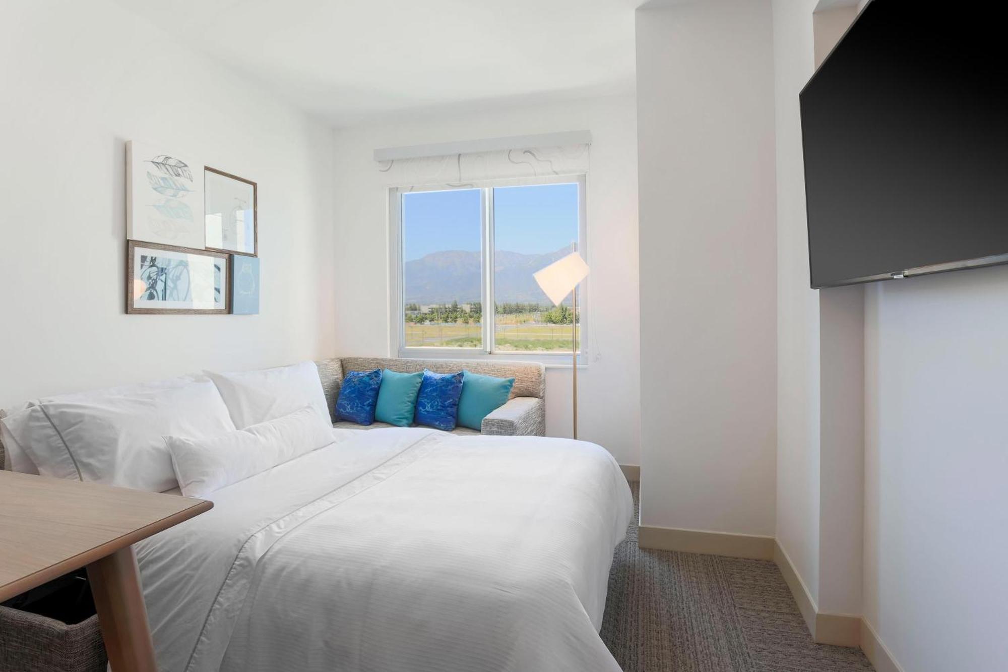 Отель Element Ontario Rancho Cucamonga Экстерьер фото