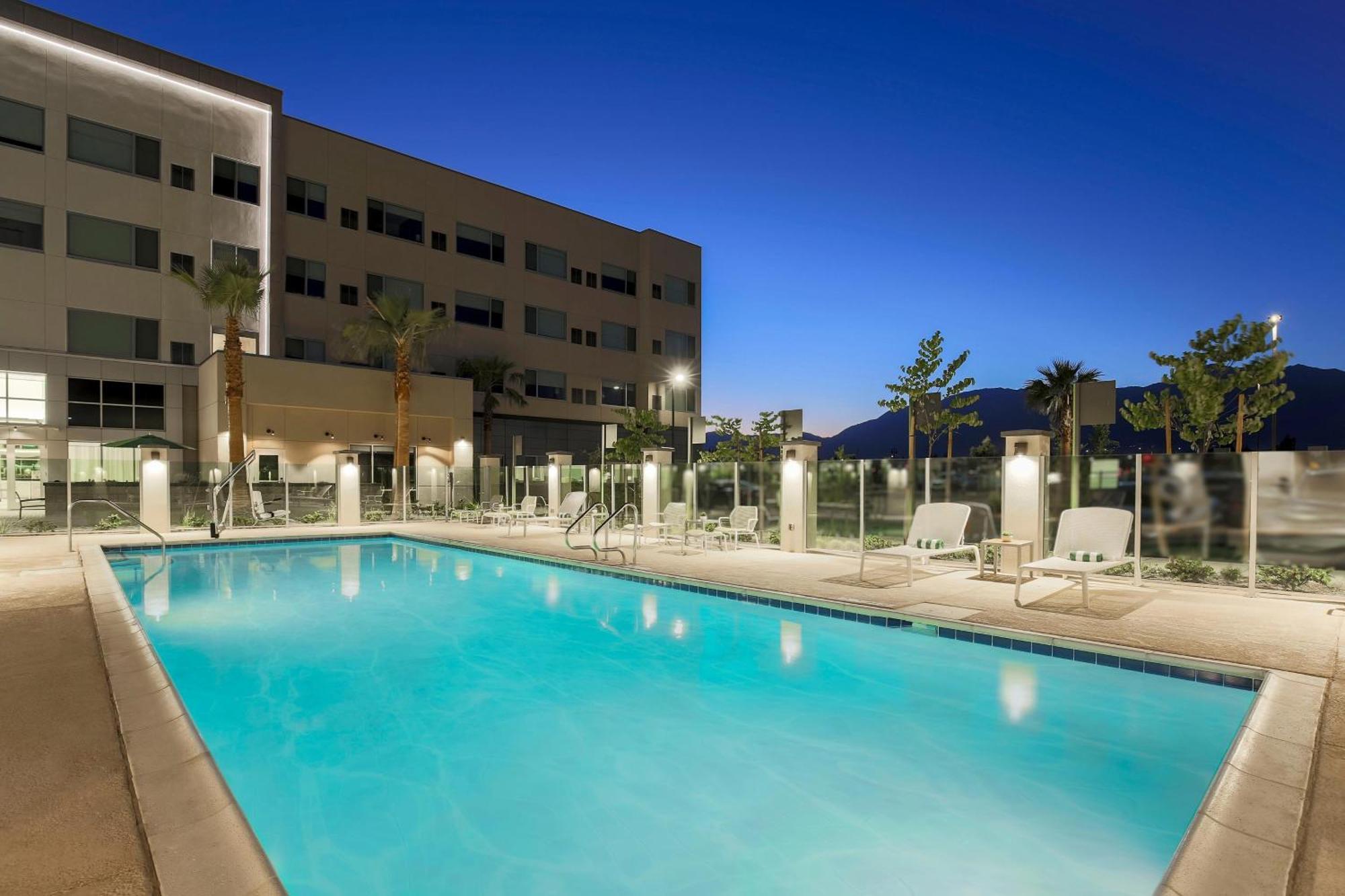 Отель Element Ontario Rancho Cucamonga Экстерьер фото