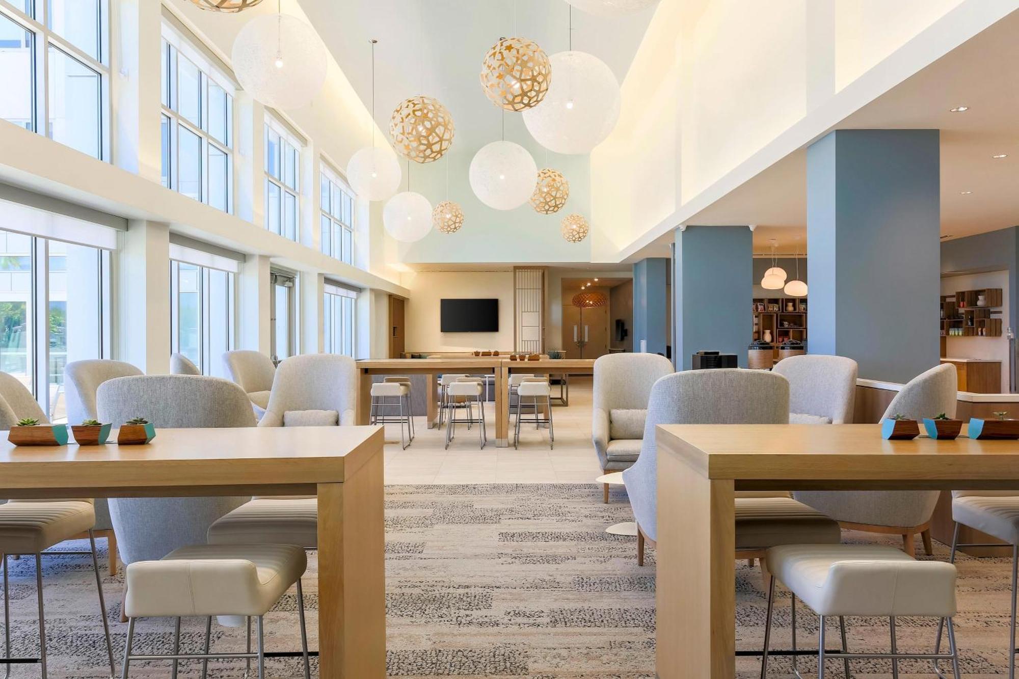 Отель Element Ontario Rancho Cucamonga Экстерьер фото
