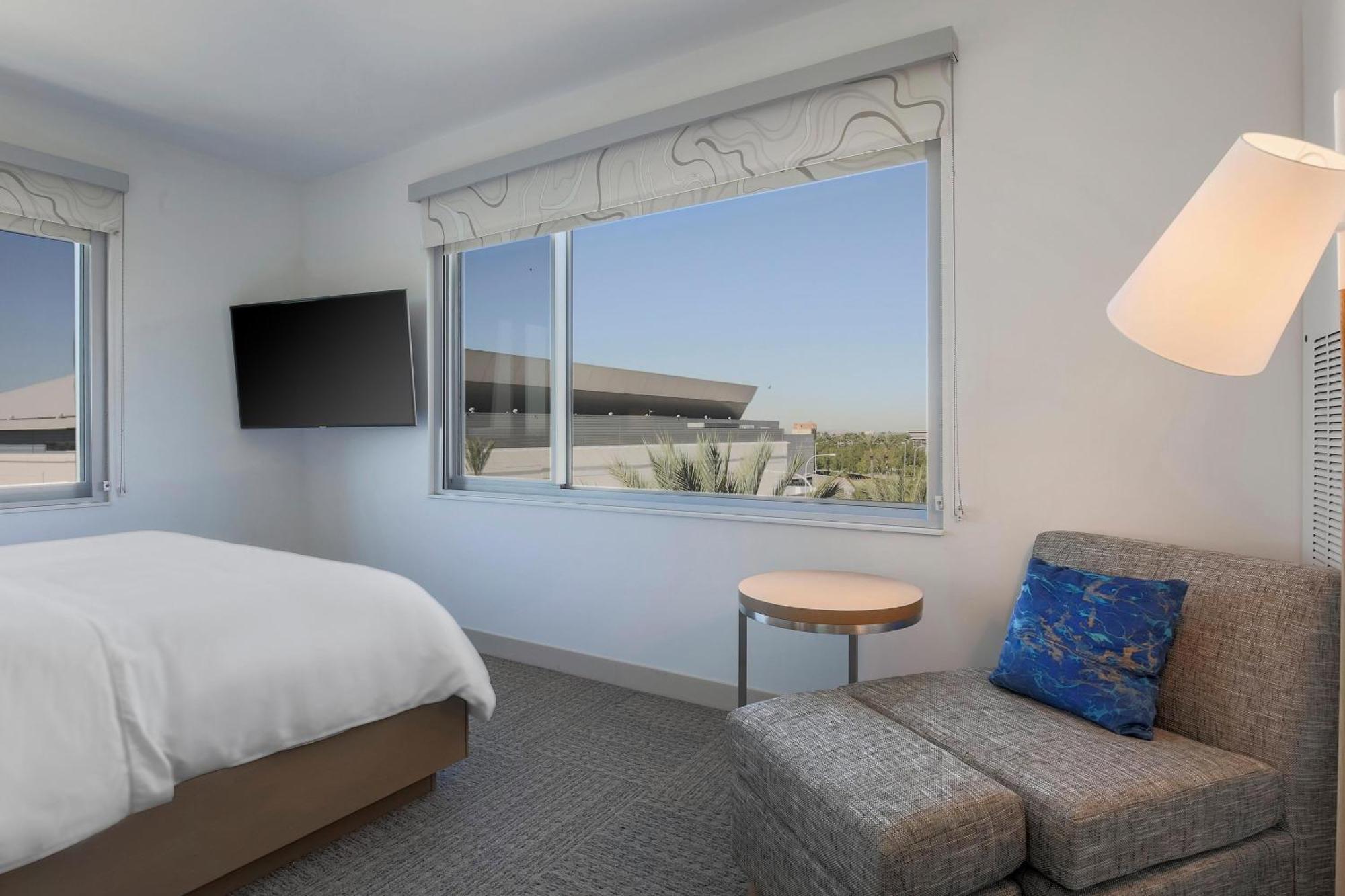 Отель Element Ontario Rancho Cucamonga Экстерьер фото